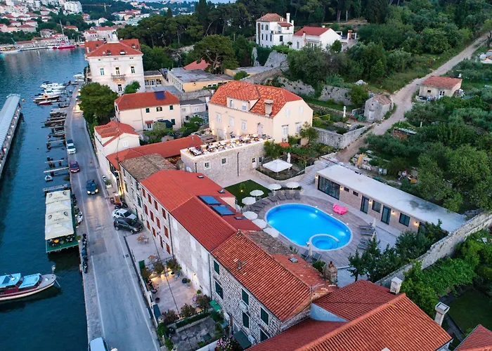 Orka Apartments