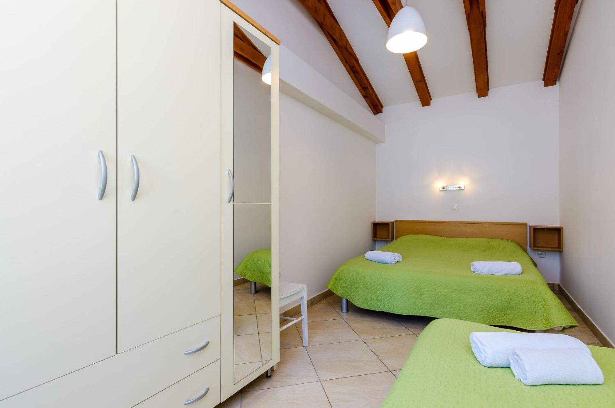 Orka Apartman *